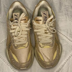 Puma RSX Winter Glimmer Lace Up Sneakers - size 9